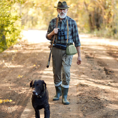 Dog Clicker Training Kit, 1 Dog Treat Training Pouch and 2 Pieces Pet Training Clicker with Wrist Strap, Built in Poop Bag Dispenser Easily Carrying Pet Toys Treats (Army Green,Solid Pattern)