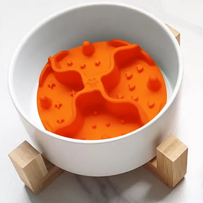 Dogs Slow Feeding Mat Slow Food Pad with Suction Cup Dog Crate Lick Pads Slow Feeder Lick Pad Crate Training Toy for Medium Dog